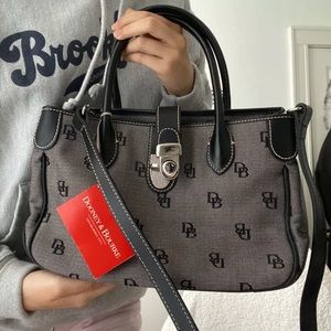dooney & bourke handbag